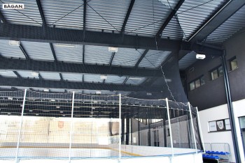 Siatki na łapacze krążków do hokeja na lodzie, na obiekty sportowe otwarte i zamknięte